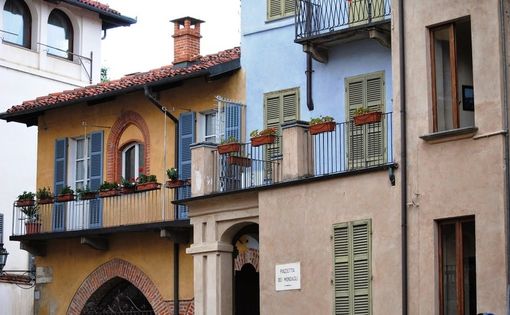 Saluzzo Casa Pellico in piazzetta dei Mondagli Saluzzo Casa Pellico in piazzetta dei Mondagli