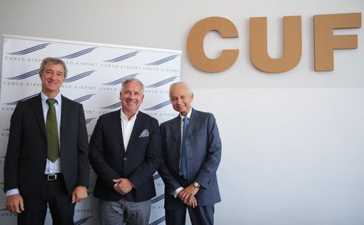 Il presidente Geac Paolo Merlo con il Ceo Evia Aero Florian Kruse e l'AD Geac Georges Mikhael