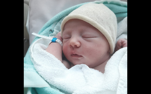 Da Montà ecco Lorenzo, primo nato nel nuovo ospedale di Alba e Bra