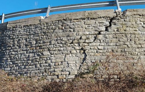 Progetto di fattibilità per la sistemazione del muro di sostegno in pietra a Castino