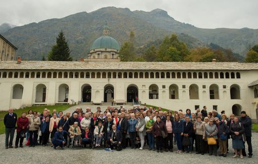 I fedeli al Santuario di Oropa - FOTO MAURO PIOVANO