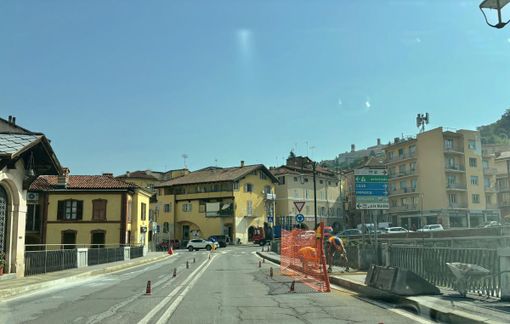 Da domani la circolazione sul Ponte della Madonnina sarà ad una sola corsia Da domani la circolazione sul Ponte della Madonnina sarà ad una sola corsia