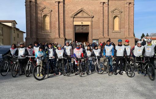 "Bicipolitana" in giro per Cuneo con l’Unione Italiana Ciechi (FOTO) "Bicipolitana" in giro per Cuneo con l’Unione Italiana Ciechi (FOTO)