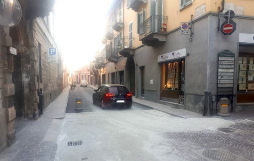 Bra, via Vittorio riapre al traffico nel tratto tra via Rambaudi a via Verdi Bra, via Vittorio riapre al traffico nel tratto tra via Rambaudi a via Verdi