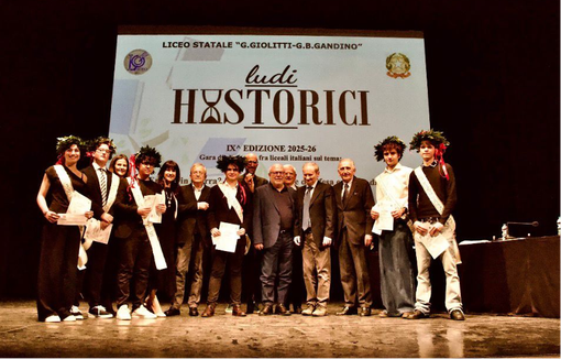 Studenti da tutta Italia a Bra per la finale della gara di eloquenza Studenti da tutta Italia a Bra per la finale della gara di eloquenza