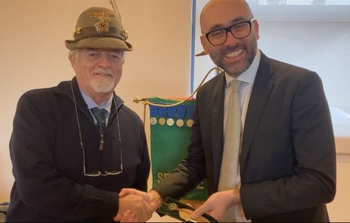Il presidente degli Alpini Sebastiano Favero a Mondovì con il consiglio direttivo nazionale Il presidente degli Alpini Sebastiano Favero a Mondovì con il consiglio direttivo nazionale