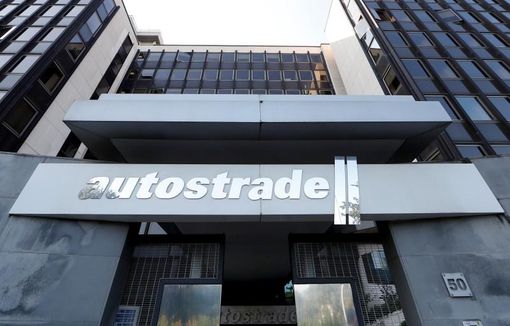 La possibile revoca della concessione ad Autostrade fa tremare le Fondazioni Cuneo e Torino