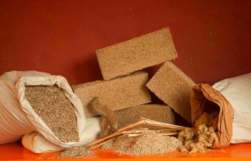 Doppio incontro a Valgrana sulla “Canapa in Valle” Doppio incontro a Valgrana sulla “Canapa in Valle”