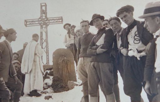 Racconigi 1925-2015: una croce di Maira al Monviso