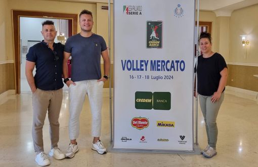 Prosegue il Volley Mercato a Bologna, Cuneo ha presentato il roster che prenderà parte al campionato 24/25 Prosegue il Volley Mercato a Bologna, Cuneo ha presentato il roster che prenderà parte al campionato 24/25