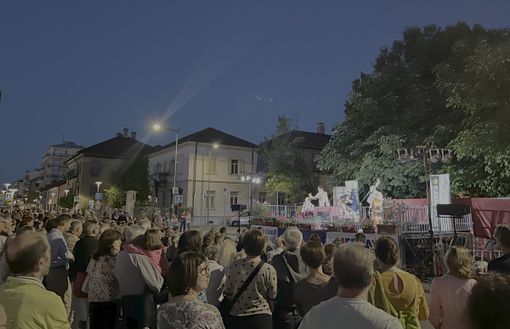 Alba si prepara alla Festa ’d Magg: corso Piave in festa con musica, spettacoli e negozi aperti