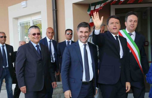 Il viceministro Olivero con Renzi nella lunga e intensa giornata in provincia di Cuneo Il viceministro Olivero con Renzi nella lunga e intensa giornata in provincia di Cuneo
