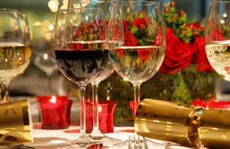 Portate prelibate e prezzi imbattibili: ecco i menù di Natale e Capodanno del Wellington di Paesana Portate prelibate e prezzi imbattibili: ecco i menù di Natale e Capodanno del Wellington di Paesana