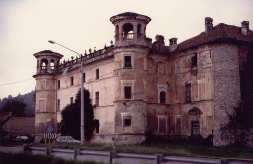 Il Filatoio negli anni '90 - dal sito www.filatoiodicaraglio