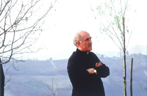 Dogliani ricorda don Giovanni Conterno a 20 anni dalla scomparsa Dogliani ricorda don Giovanni Conterno a 20 anni dalla scomparsa