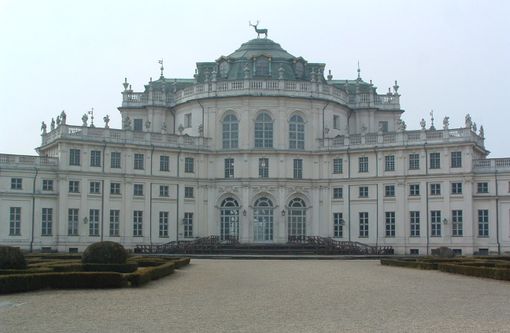 La primavera alla palazzina di caccia di Stupinigi La primavera alla palazzina di caccia di Stupinigi