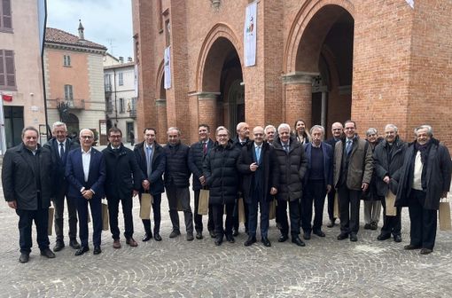 L’Ucid Piemonte incontra il presidente nazionale Gianluca Galletti ad Alba L’Ucid Piemonte incontra il presidente nazionale Gianluca Galletti ad Alba
