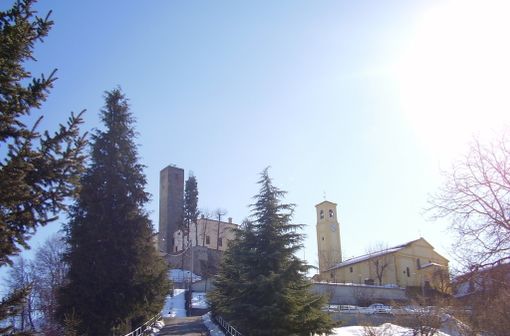 Viola presenta Start,  il progetto "Residenze d'inverno. Terre e torri di Mongia"