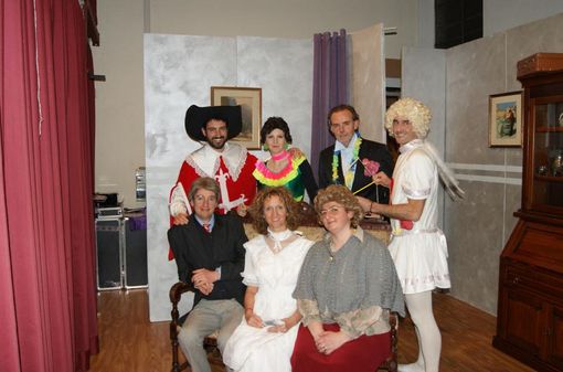 Serata di allegria per festeggiare i 20 anni della compagnia teatrale di Cervignasco