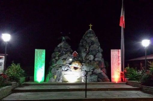 Il monumento di Martiniana Po illuminato a nuovo Il monumento di Martiniana Po illuminato a nuovo