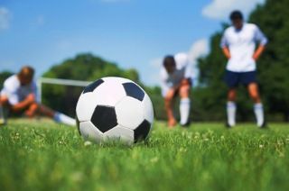 Bra: torneo di calcio tra i comparti dell'Arma per curare la Sclerosi Multipla