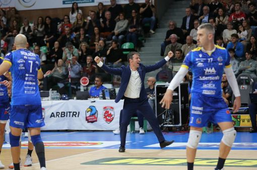 Rosa in gran parte rinnovata nel prossimo campionato di SuperLega per il confermatissimo coach Matteo Battocchio