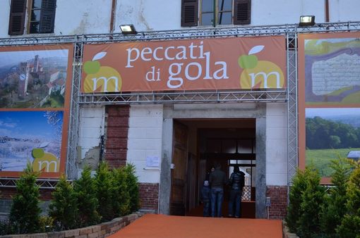 Nell'immagine di repertorio, l'ingresso di "Peccati di Gola", una delle massime manifestazioni enogastronomiche autunnali del Monregalese
