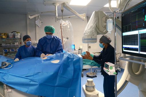 All’ospedale "Santa Croce" di Cuneo interventi cardiologici si fanno con l’ipnosi All’ospedale "Santa Croce" di Cuneo interventi cardiologici si fanno con l’ipnosi