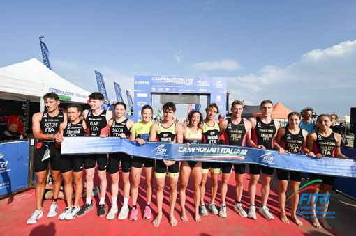 Triathlon sprint: il cuneese Alberto Demarchi sul tetto d'Italia con la K3 Cremona [FOTO]