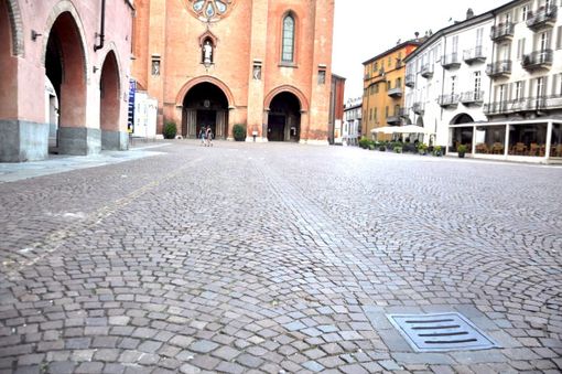 Alba, impegno da 90mila euro per mettere in ordine il porfido del centro storico
