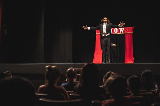 Un Sipario tra Cielo e Terra 2025: il teatro all’aperto anima la Valle Stura con Dispari Teatro