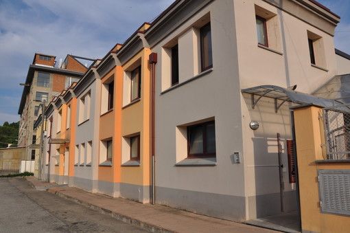 Alba, il Centro di prima accoglienza di via Pola in piena attività. "Ogni ospite potrà rimanere al massimo un mese" Alba, il Centro di prima accoglienza di via Pola in piena attività. "Ogni ospite potrà rimanere al massimo un mese"