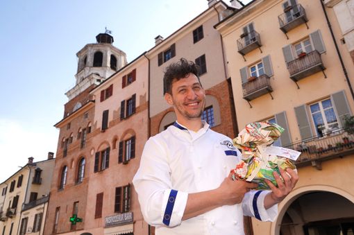 Savigliano, “Colomba della Regina per “Mai+sole”