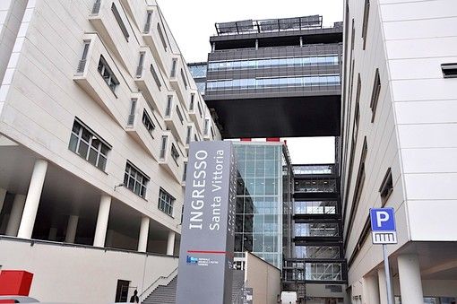 "Grazie alla ginecologia dell'ospedale di Verduno, al dottor Buda e a tutto il suo staff" "Grazie alla ginecologia dell'ospedale di Verduno, al dottor Buda e a tutto il suo staff"