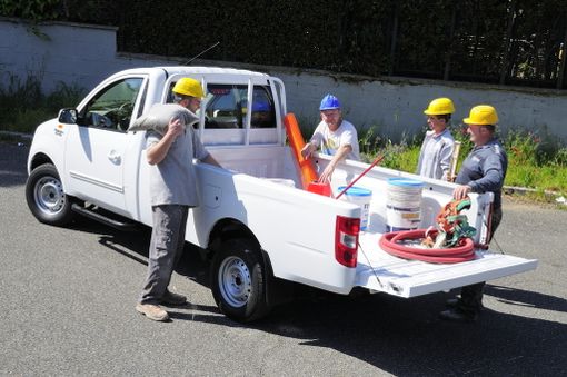 Mahindra Genio è disponibile in versione 2 e 5 posti