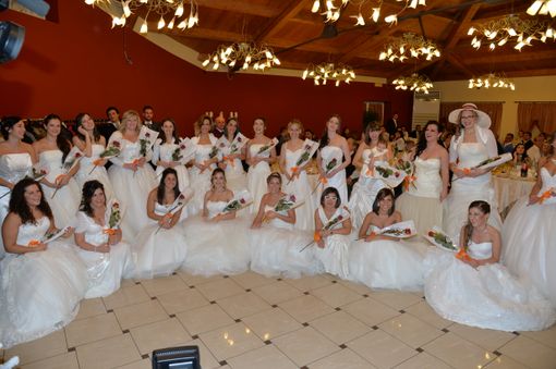 A Caramagna Piemonte la tradizionale festa degli sposi