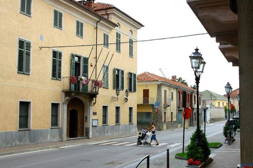 "Corvi con la museruola" a Genola
