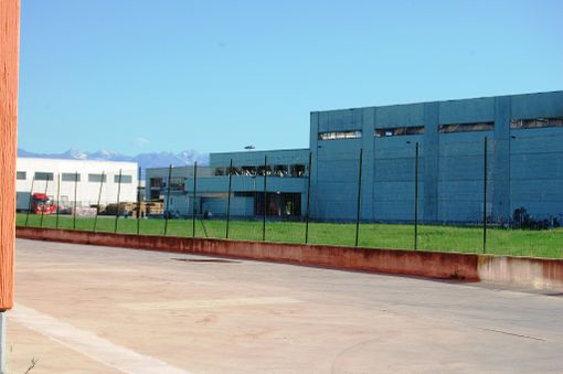 Lo stabilimento Colussi (foto Jean Yves Peaudeau)