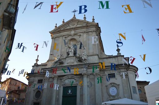 Immagine di una precedente edizione della Mostra dell'Artigianato artistico di Mondovì