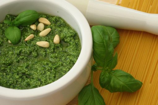 Anche in Piemonte l’allerta per il pesto alla genovese al botulino Anche in Piemonte l’allerta per il pesto alla genovese al botulino
