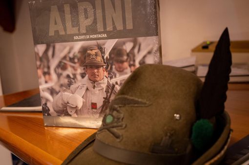 Da oggi il piazzale dell'area camper di Argentera sarà piazza "Corpo degli Alpini" Da oggi il piazzale dell'area camper di Argentera sarà piazza "Corpo degli Alpini"