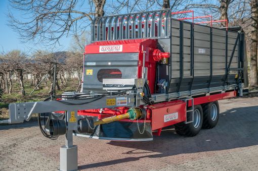 F.lli Riberi &amp; Terra Implements insieme per sviluppare macchine per agricoltura altamente tecnologiche e qualitative