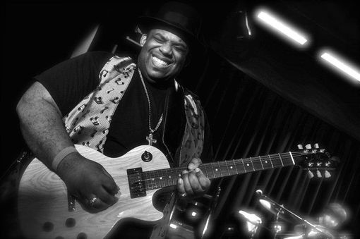 Secondo appuntamento del Blues channel 2016 a Castagnole delle Lanze con Slam Allen