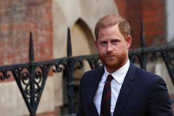 Harry contro William, il duca di Sussex vuole creare una corte 'parallela' antagonista a quella del fratello