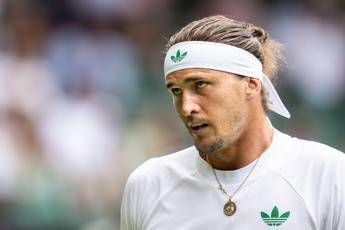 Il fratello di Zverev: "Vita dura? Lo è per i bambini in Africa, non per lui..." Il fratello di Zverev: "Vita dura? Lo è per i bambini in Africa, non per lui..."