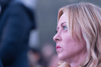 Groenlandia, Meloni e leader Ue: "Appartiene a suo popolo, sicurezza Artico con Nato e Usa" Groenlandia, Meloni e leader Ue: "Appartiene a suo popolo, sicurezza Artico con Nato e Usa"