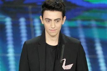 Sanremo 2026, Michele Bravi: "Porto il cinema sul palco dell'Ariston" Sanremo 2026, Michele Bravi: "Porto il cinema sul palco dell'Ariston"