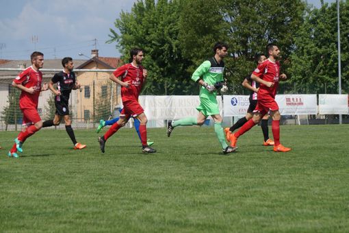 Pro Dronero e Virtus Mondovì in azione (sito internet ACD Pro Dronero) Pro Dronero e Virtus Mondovì in azione (sito internet ACD Pro Dronero)