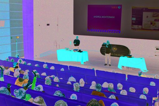 L’ex pilota Andrea Montermini durante una passata edizione del Sara Safe Factor a Cuneo L’ex pilota Andrea Montermini durante una passata edizione del Sara Safe Factor a Cuneo