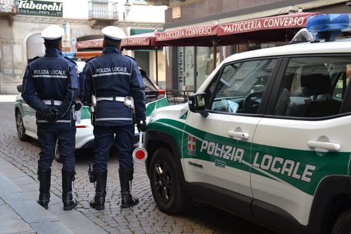 Indagini in corso da parte della Polizia Locale per identificare un investitore datosi alla fuga dopo l'incidente verificatosi in via Marconi Indagini in corso da parte della Polizia Locale per identificare un investitore datosi alla fuga dopo l'incidente verificatosi in via Marconi